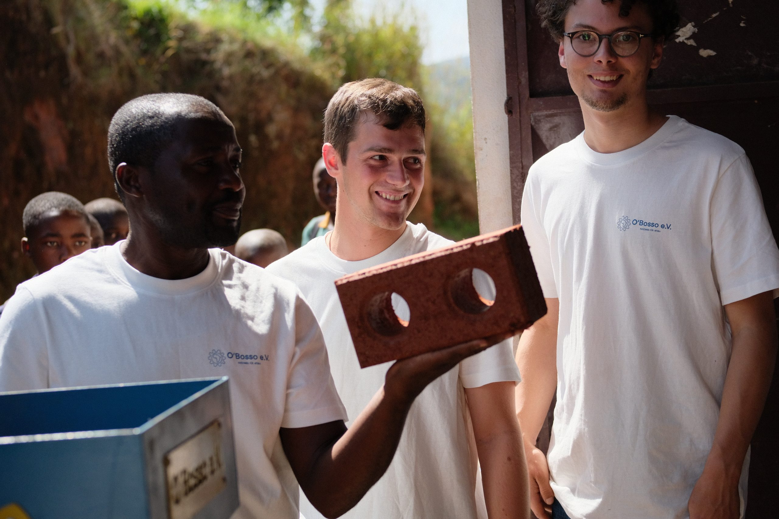 25-11-21 11-15-09 2068